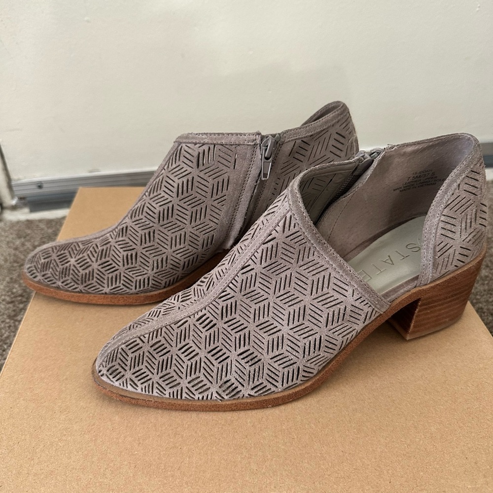 1State Geometric Style Shoes - Picture 3 of 5